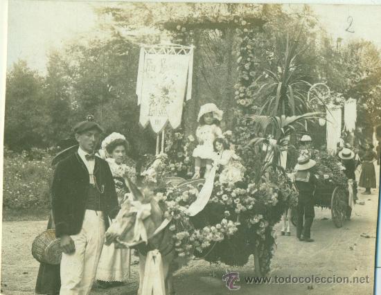 Postales: BENASQUE-LUCHON. BATALLA DE FLORES.1911. FOTOGR&Aacute;FICA.