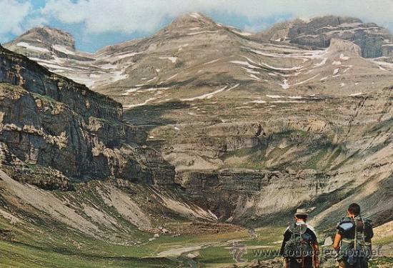 Postales: ordesa - las tres sorores y circo de soaso - n&ordm; 15 - ed. pe&ntilde;arroya - sin circular - a&ntilde;o 1968 - x