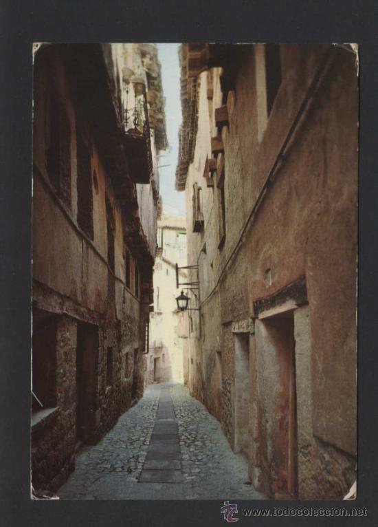 Postales: Albarrac&iacute;n *Calle Azagra...* Ed. Arribas n&ordm; 13. Nueva.