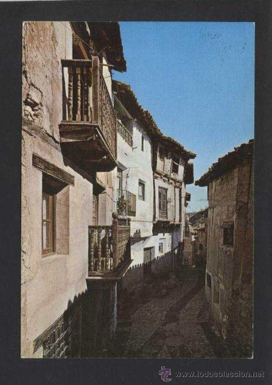 Postales: Albarrac&iacute;n *Calle del Chorro...* Ed. Sicilia n&ordm; 16. Gofrada. Circulada.