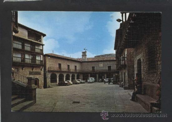 Postales: Albarrac&iacute;n *Plaza del General&iacute;simo...* Ed. Sicilia n&ordm; 17. Nueva.