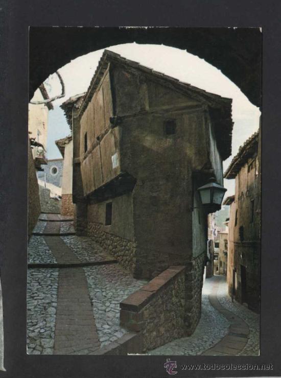 Postales: Albarrac&iacute;n *Arco del Portal...* Ed. Sicilia n&ordm; 17. Circulada.