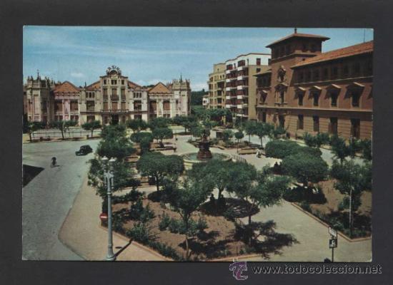 Postales: Huesca *Plaza...* Ed. Arribas n&ordm; 2001. Circulada. - Foto 1