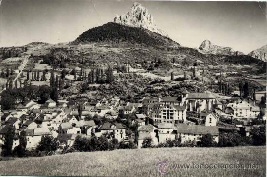 Postales: SALLENT DE GALLEGO (HUESCA).- VISTA GENERAL Y LA FORATATA AL FONDO