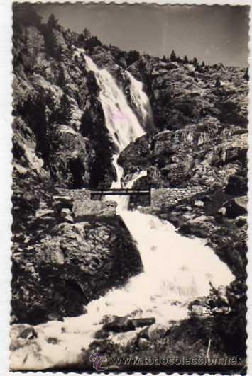 Postales: Balneario de Panticosa. Cascada de las Argualas. Arbones. Sin circular.