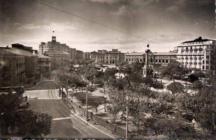 Postales: ZARAGOZA.- PLAZA DE ARAGON