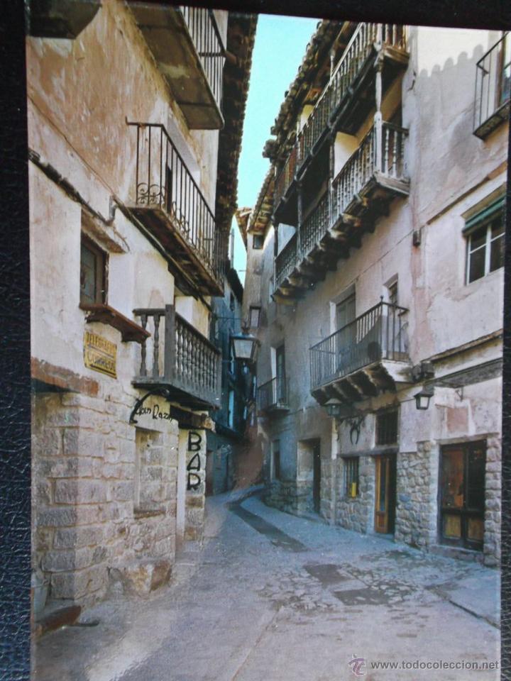 Postales: Albarrac&iacute;n (Teruel). 10 T&iacute;pica calle del Portal de Molina (Monumento Nacional). Ediciones Sicilia. N