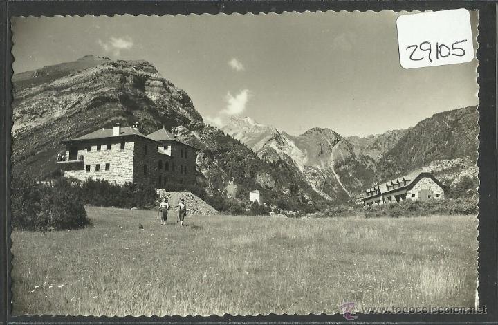 Postales: PARQUE NACIONAL DE ORDESA - 40 - REGUGIO Y GARAJES - ED&middot; SICILIA - (29105)