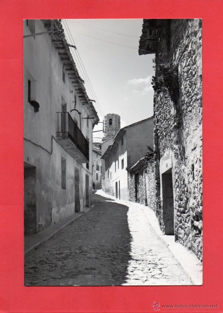 Postcards: castel de cabra. 9 calle mayor. ed monta&ntilde;&eacute;s