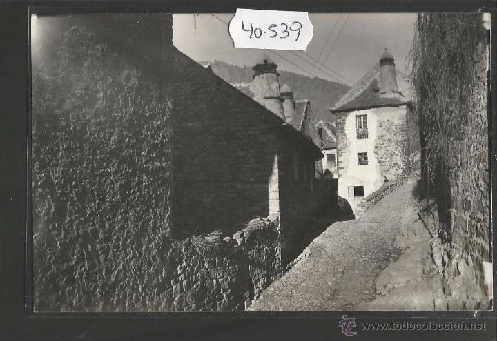 Postales: HECHO - 13 - CALLE TIPICA - ED&middot; SICILIA - (40539)