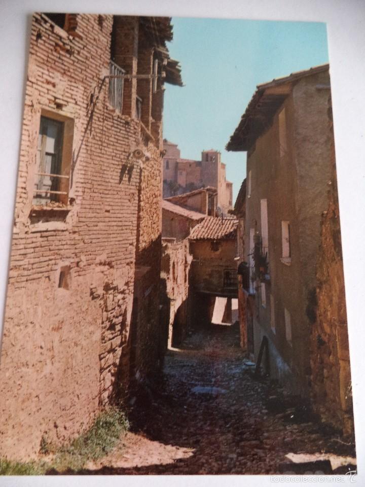 Postales: Postal de Alquezar.- Calle dragones-al fondo colegiata