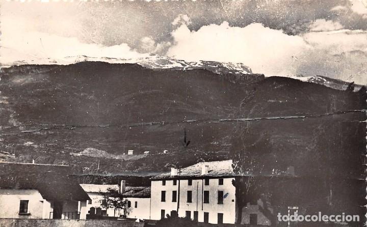 Postales: VILLANUA (HUESCA).- CHALETS Y RESIDENCIA DE LA SECCION FEMENINA