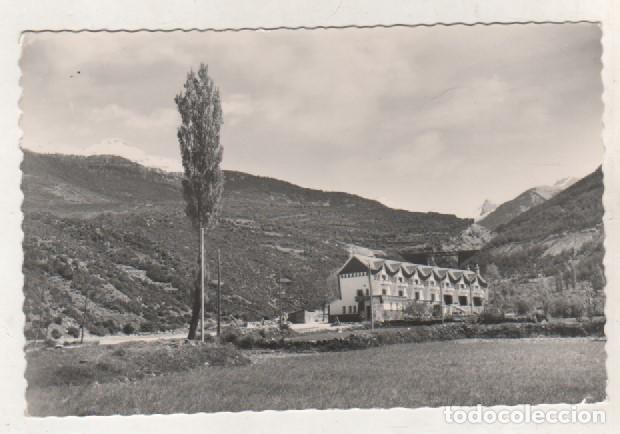 Postcards: 2 Villanua Jaca. Albergue de la S. F. Foto Pe&ntilde;arroya. Sin circular.