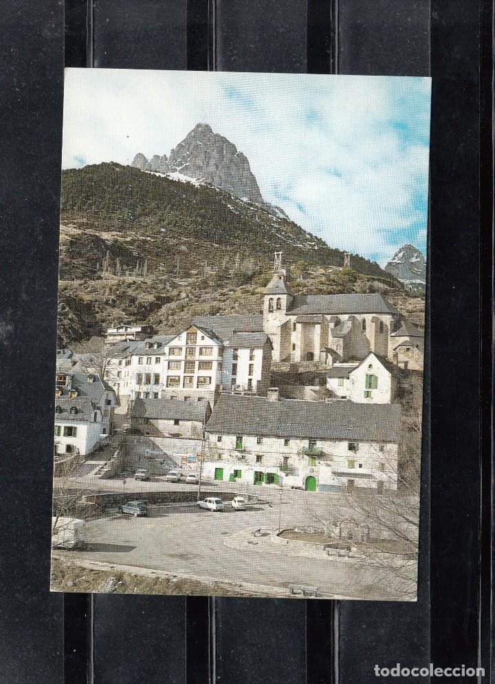 Postales: N&ordm; 69. SALLENT DE G&Aacute;LLEGO. VISTA PARCIAL, AL FONDO PE&Ntilde;A FORATATA