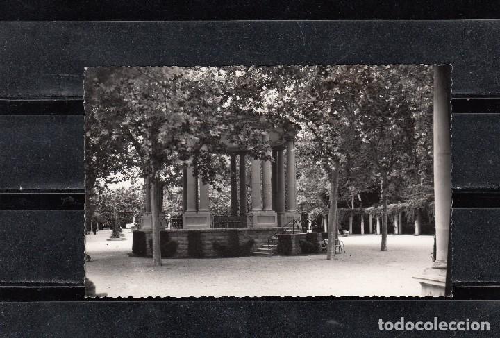 Postales: HUESCA. 44-PARQUE-KIOSCO - Foto 1