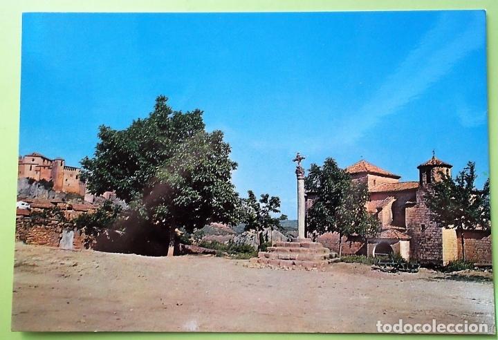 Postales: Alqu&eacute;zar. 22 Cruz de t&eacute;rmino. Industrial Papelera Oscense. Nueva. Color