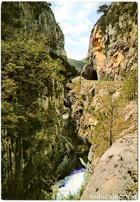 Postales: Alto Arag&oacute;n-Huesca-Hecho. Boca del Infierno en la ruta a Oza. Papeler&iacute;a Oscense n&ordm; 132 Sin circular