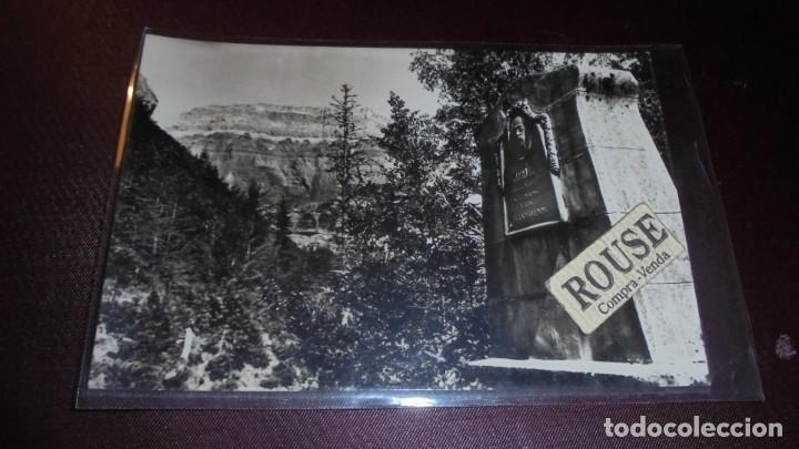 Postales: ORDESA ( ALTO PIRINEO DE ARAGON - 50 ) ESTATUA DE LUCIANO BRIET A, ZERKOWITZ - 14X9 CM.
