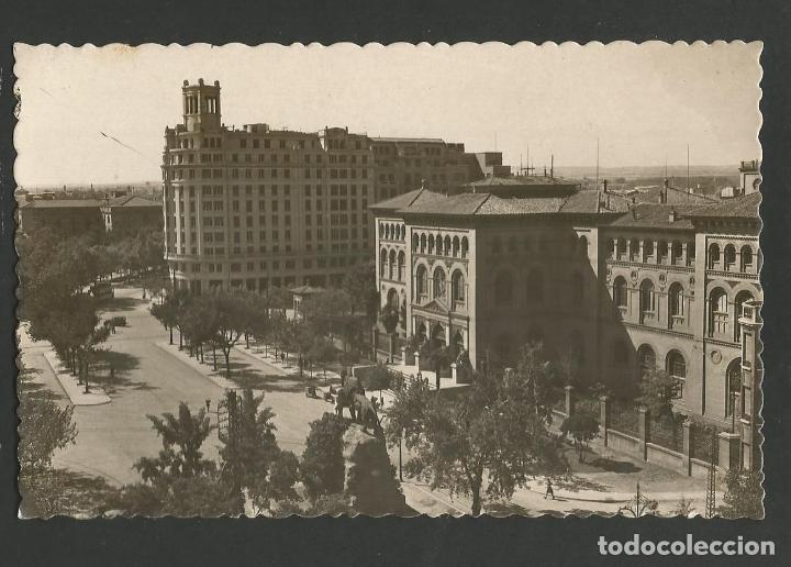 Postcards: ZARAGOZA-PLAZA DE D.BASILIO PARAISO Y FACULTAD MEDICINA-33-GARCIA GARRABELLA-POSTAL ANTIGUA-(57.951)
