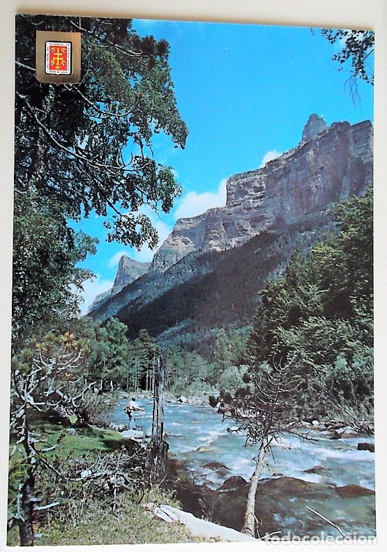 Postales: Parque Nacional de Ordesa. 424 R&iacute;o Arazas con el Vallasan y Pico Gallinazo. Escudo de Oro. Nueva. Co