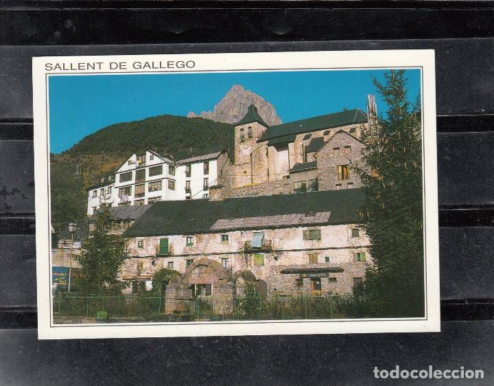 Postales: 18 SALLENT DE G&Aacute;LLEGO. PLAZA DE IGLESIA DE LA ASUNCI&Oacute;N