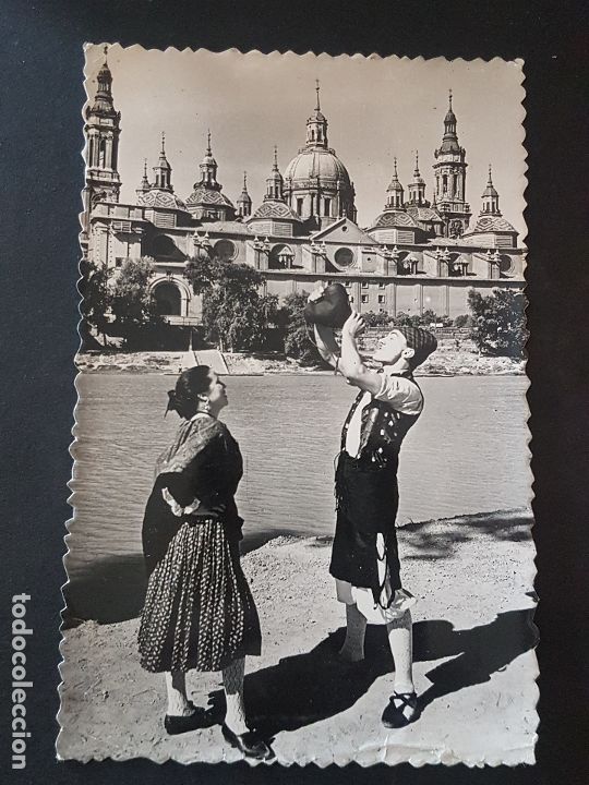Postales: ZARAGOZA A ORILLAS DEL EBRO Y EL PILAR - Foto 1