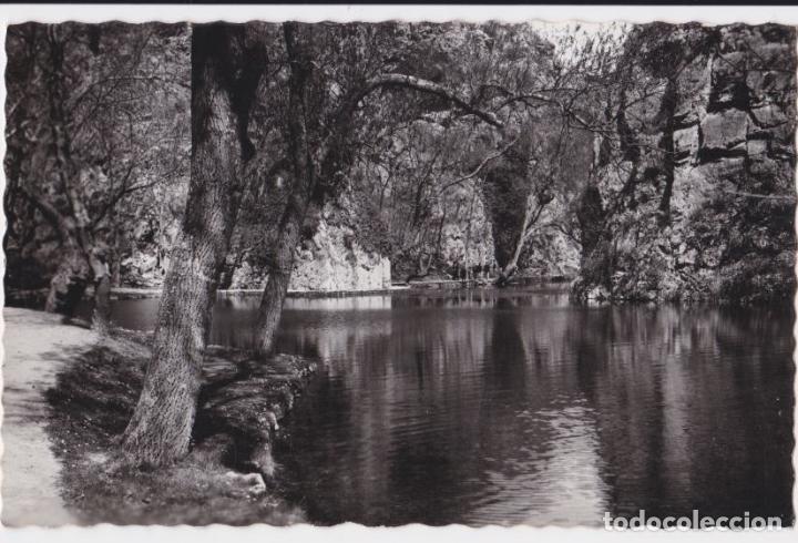 Postales: MONASTERIO DE PIEDRA, LAGO DEL ESPEJO Y PE&Ntilde;A DEL DIABLO - ED. GARCIA GARRABELLA - S/C
