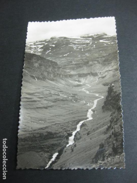 Postales: POSTAL PARQUE NACIONAL DE ORDESA. 18.GRADAS Y CIRCO DE SOASO AL FONDO MONTE PERDIDO, SOUN DE RAMON Y