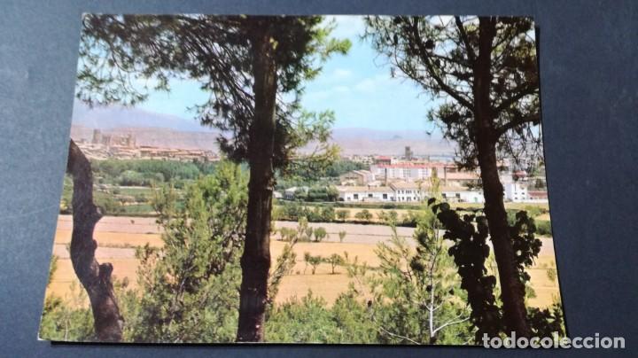 Postales: 1 HUESCA VISTA PANORAMICA CASTILLO MONTEARAGON	 / ARAGON 	A24