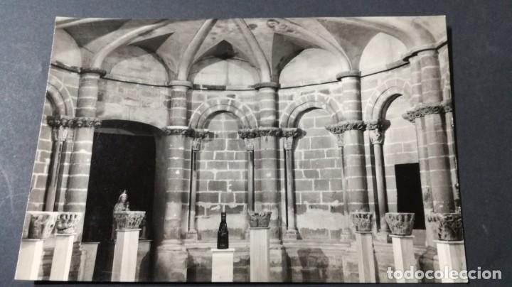 Postales: HUESCA 32 INSTITUTO SERTORIANO SALA DO&Ntilde;A PETRONILA	 / ARAGON 	A24