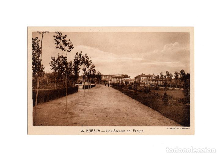 Postales: HUESCA.- UNA AVENIDA DEL PARQUE. - Foto 1