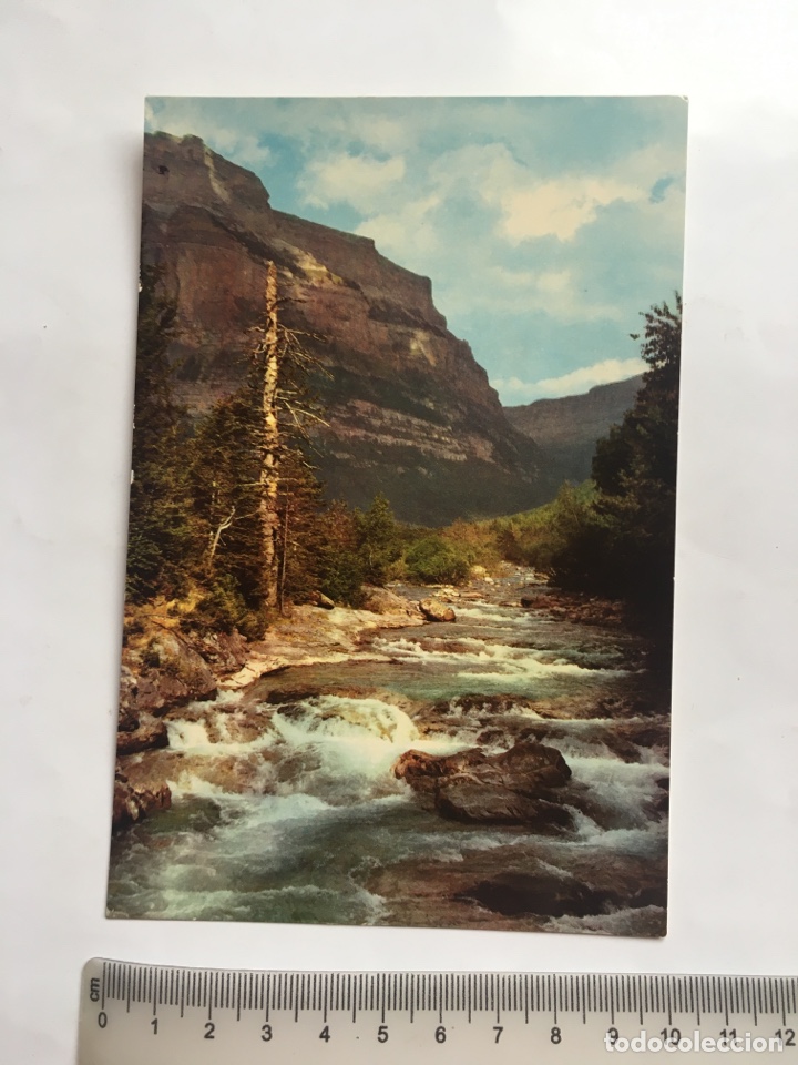 Postales: POSTAL. PARQUE NACIONAL DE ORDESA. R&Iacute;O ARAZAS. AL FONDO EL CIRCO DE SOASA.