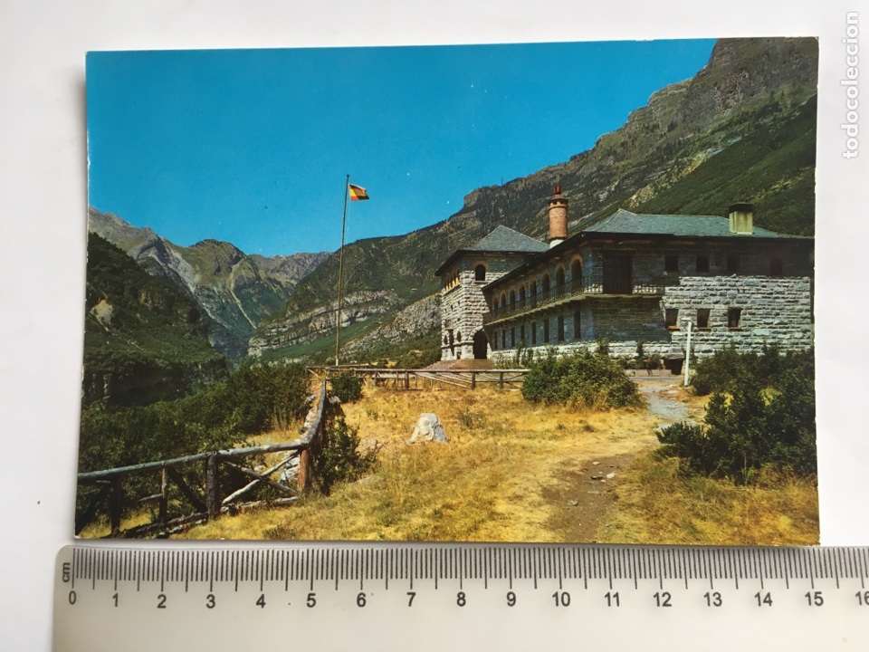 Postales: POSTAL. PARQUE NACIONAL DE ORDESA. PARADOR NACIONAL. AL FONDO LA TENDENERA. EDICIONES SICILIA.