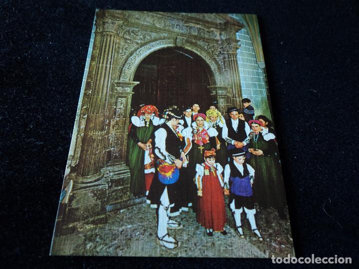 Postales: peque&ntilde;a postal de anso traje regional tipica boda  10 x 7 cm