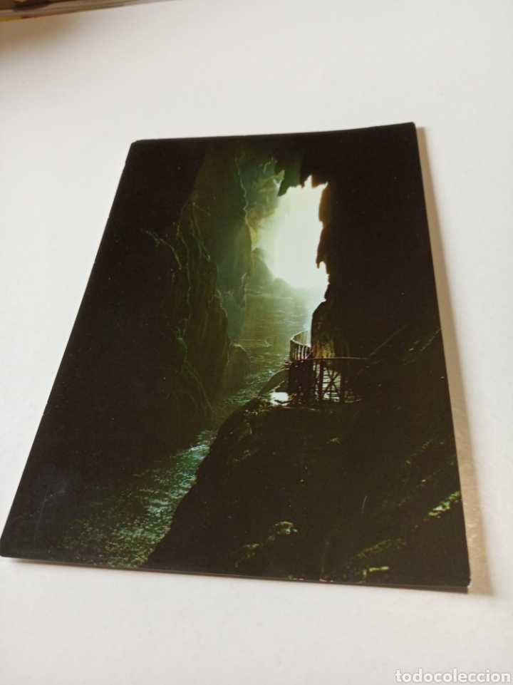 Postales: Monasterio de piedra