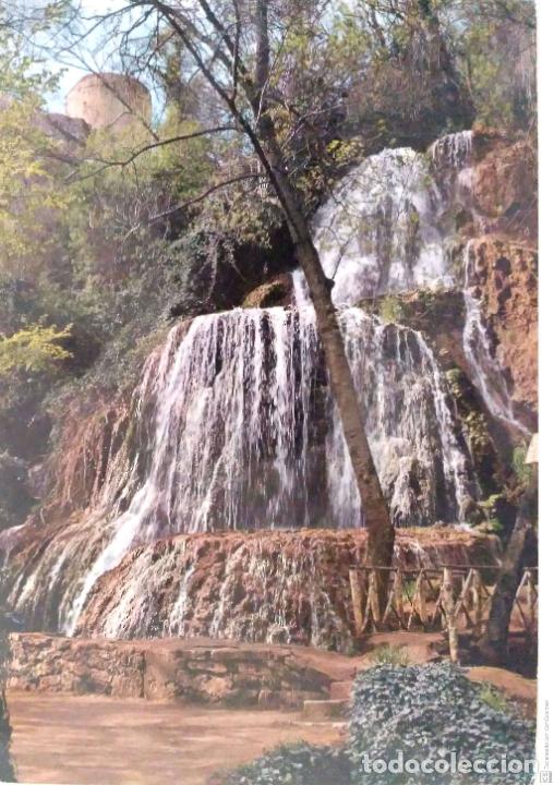 Postales: Monasterio de Piedra. 36 Cascada Trinidad. Garc&iacute;a Garrabella. Usada con sello. Color