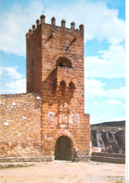 Postales: Monasterio de Piedra. 28 Torre del Homenaje. Garc&iacute;a Garrabella. Nueva. Color