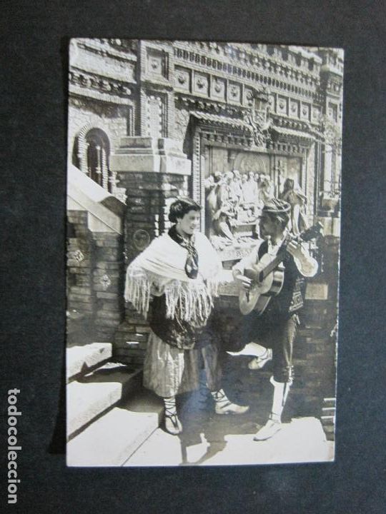 Postales: TERUEL-RELIEVE DE LOS AMANTES Y PAREJA REGIONAL-POSTALES VICTORIA-39-POSTAL ANTIGUA-(73.413)