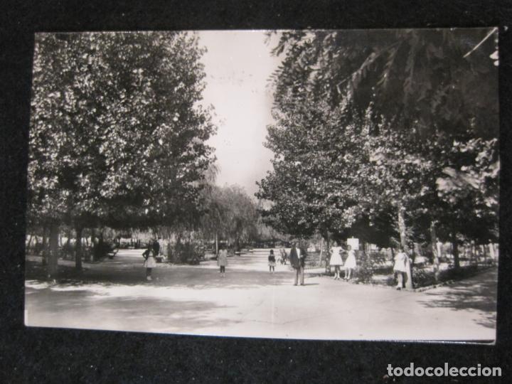 Postcards: HERRERA DE PISUERGA-PARQUE MUNICIPAL DE RECREO-HAE-CIRCULADA-POSTAL ANTIGUA-(84.573)