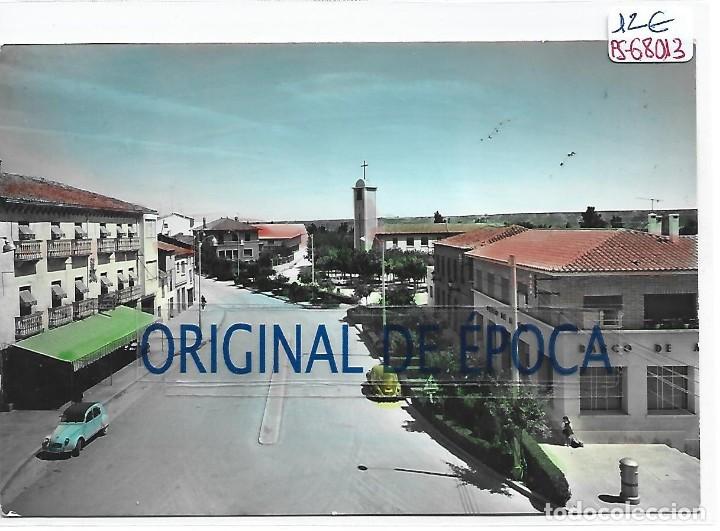 Postkarten: (PS-68013)POSTAL DE SARI&Ntilde;ENA-PLAZA DEL GENERAL FRANCO