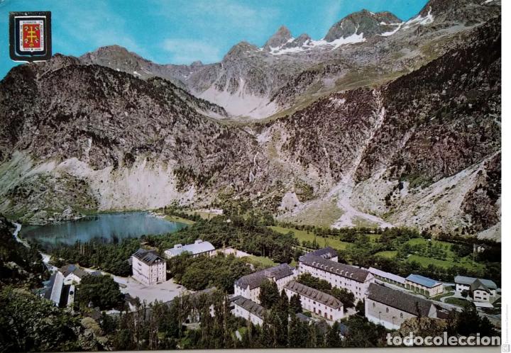 Postales: Balneario de Panticosa. 1649 Vista general, al fondo Garmonegro y Collado de Pondiellos. Escudo de O