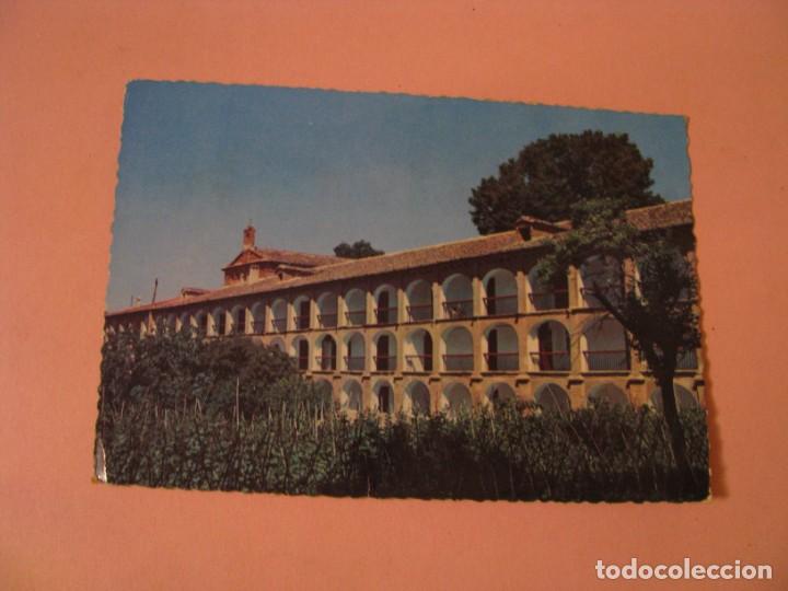 Postales: POSTAL DE MONASTERIO DE PIEDRA. GALERIAS DE LAS HABITACIONES. GARCIA GARRABELLA. CIRCULADA.