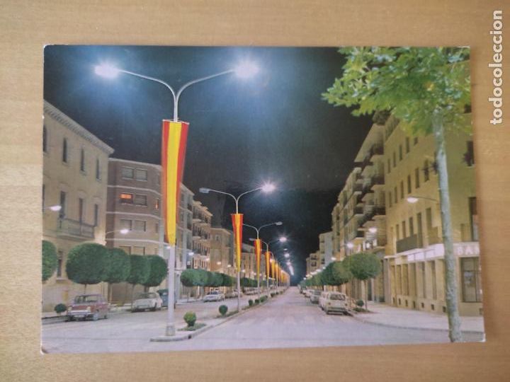 Cartes Postales: EJEA DE LOS CABALLEROS AVDA COSCULLUELA ED SAMPER ESCRITA A&Ntilde;OS 70 COCHES CLASICOS