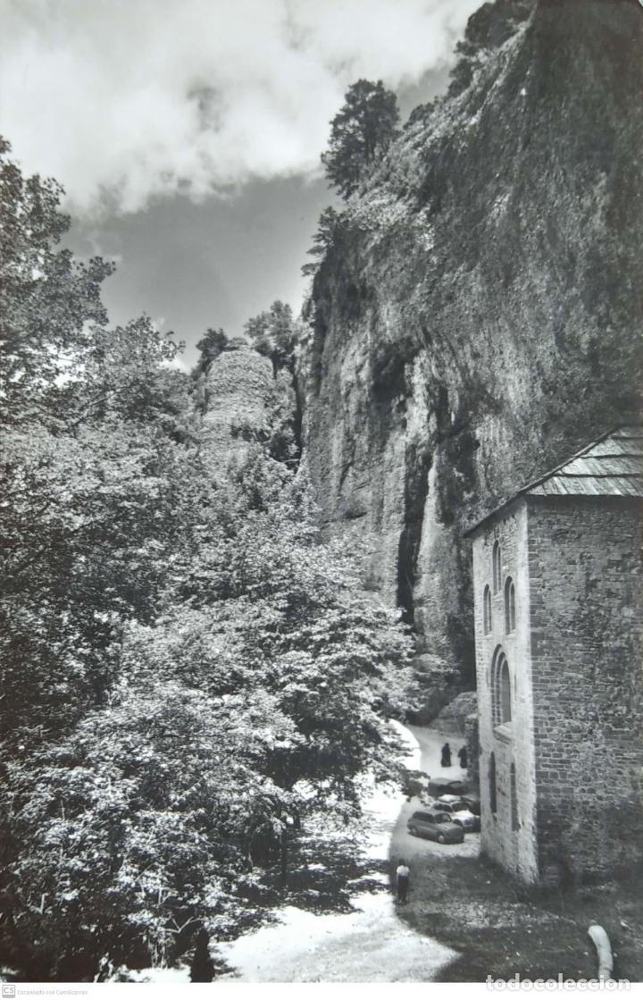 Cartes Postales: San Juan de la Pe&ntilde;a. 9 Entrada al Monasterio. Ed. Sicilia. Usada con sello. Blanco/Negro.