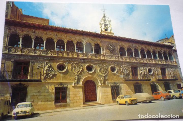 Postcards: postal tarazona.-casa consistorial coches escrita