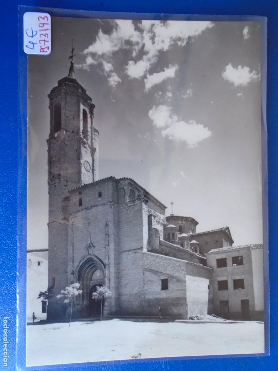 Postkarten: (PS-73193POSTAL DE BINEFAR-IGLESIA PARROQUIAL.EXCLUSIVAS JOSE FRAGO