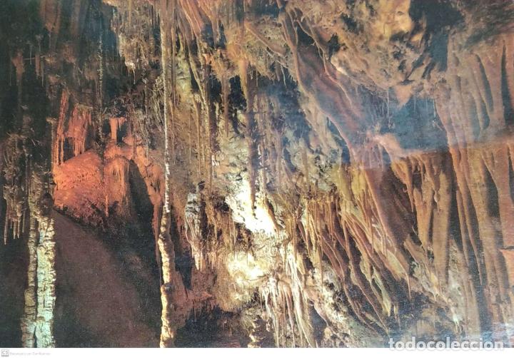 Postcards: Molinos. 10 Grutas de Cristal (Las Graderas). Arribas. Nueva. Color