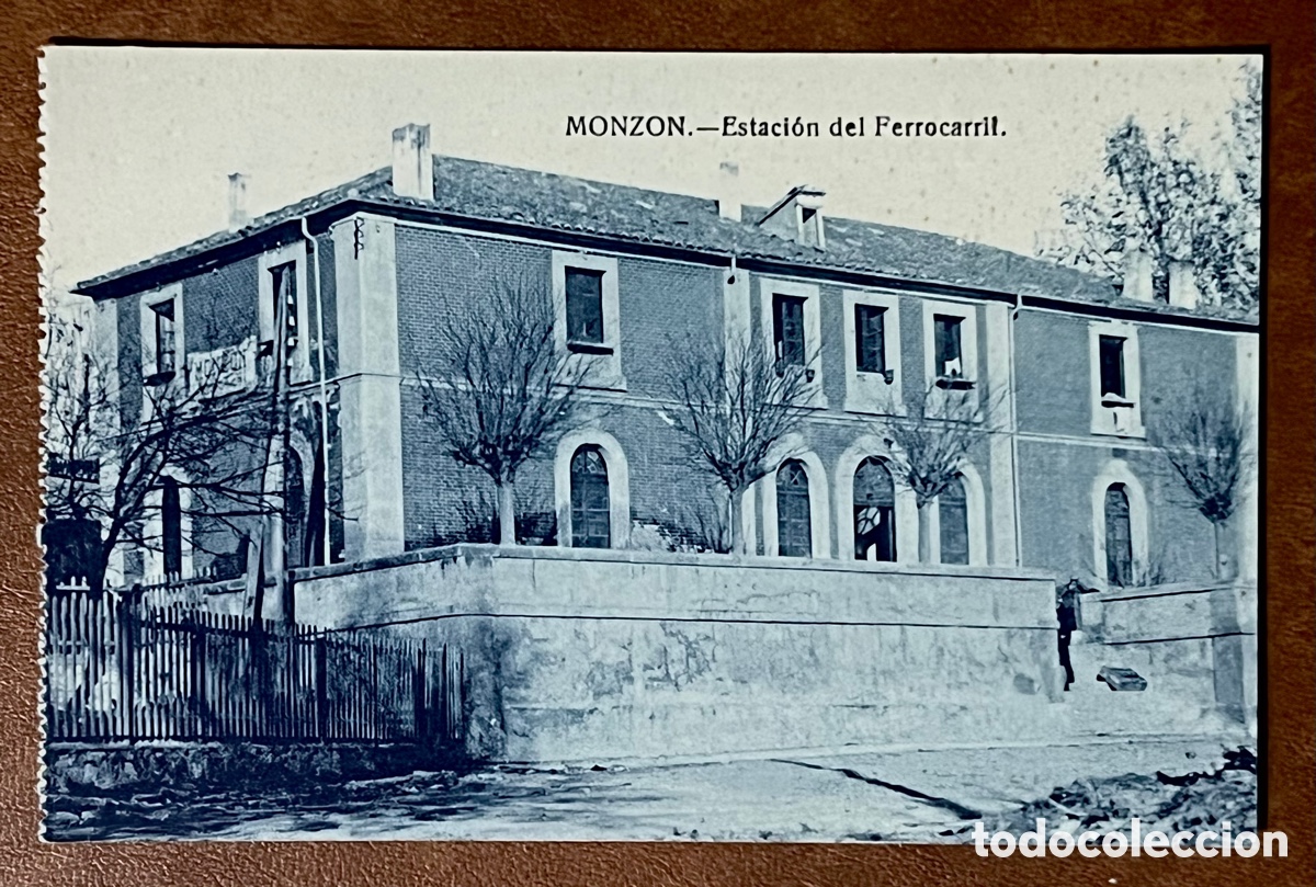 Postales: POSTAL: MONZON - ESTACI&Oacute;N DEL FERROCARRIL. sin circular - Foto 1