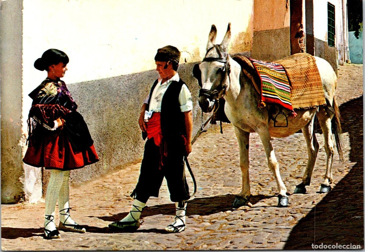 Cartes Postales: Espa&ntilde;a T&iacute;pica (Arag&oacute;n) - Trajes regionales - Garc&iacute;a Garrabella n&ordm; 38 - 150x103mm