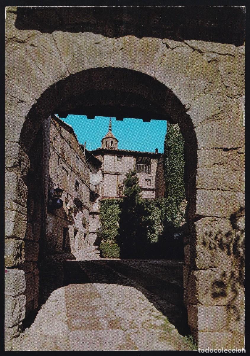 Cartes Postales: Albarrac&iacute;n. *Portal del Agua. Monumento Nacional* Sicilia n&ordm; 12. Escrita.